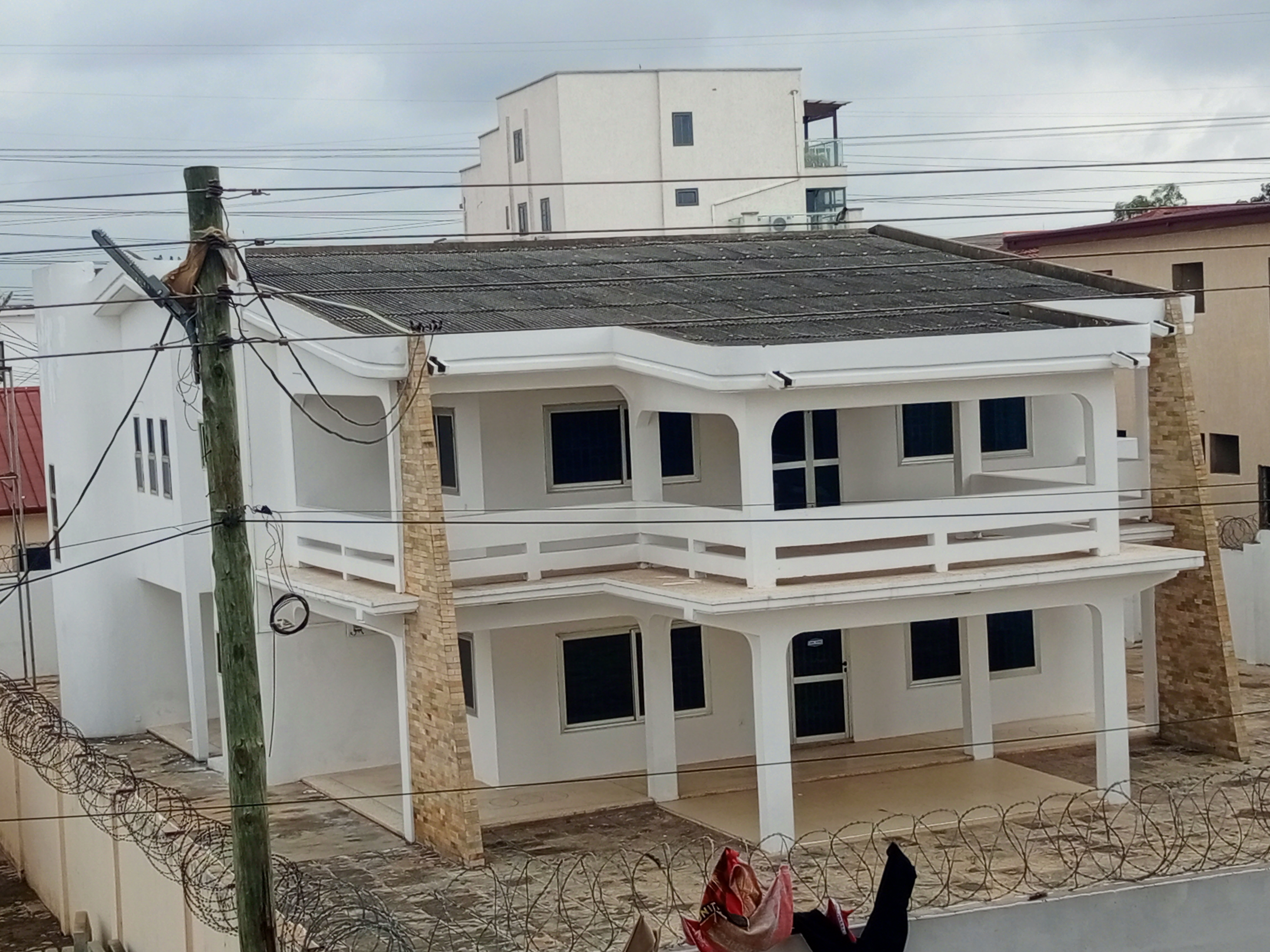 5 Bedrooms Apartment for Sale